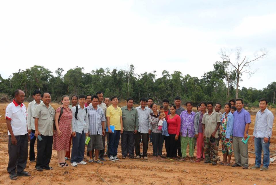 Field visiting affected communities in Koh Kong province001